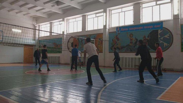 "Салауатты өмір салатын қалыптастыру орталығымен" Төле би атындағы №8 гимназиясының арасындағы бірлескен іс-шаралар жоспарына сай ата-аналар арасында